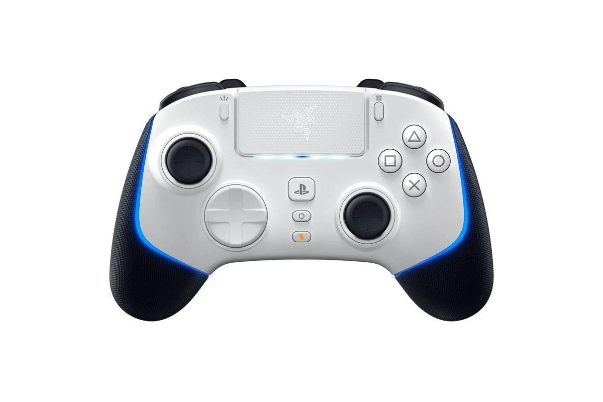 Razer Wolverine V2 Pro Wireless Gaming Controller for PS5 and PC - White